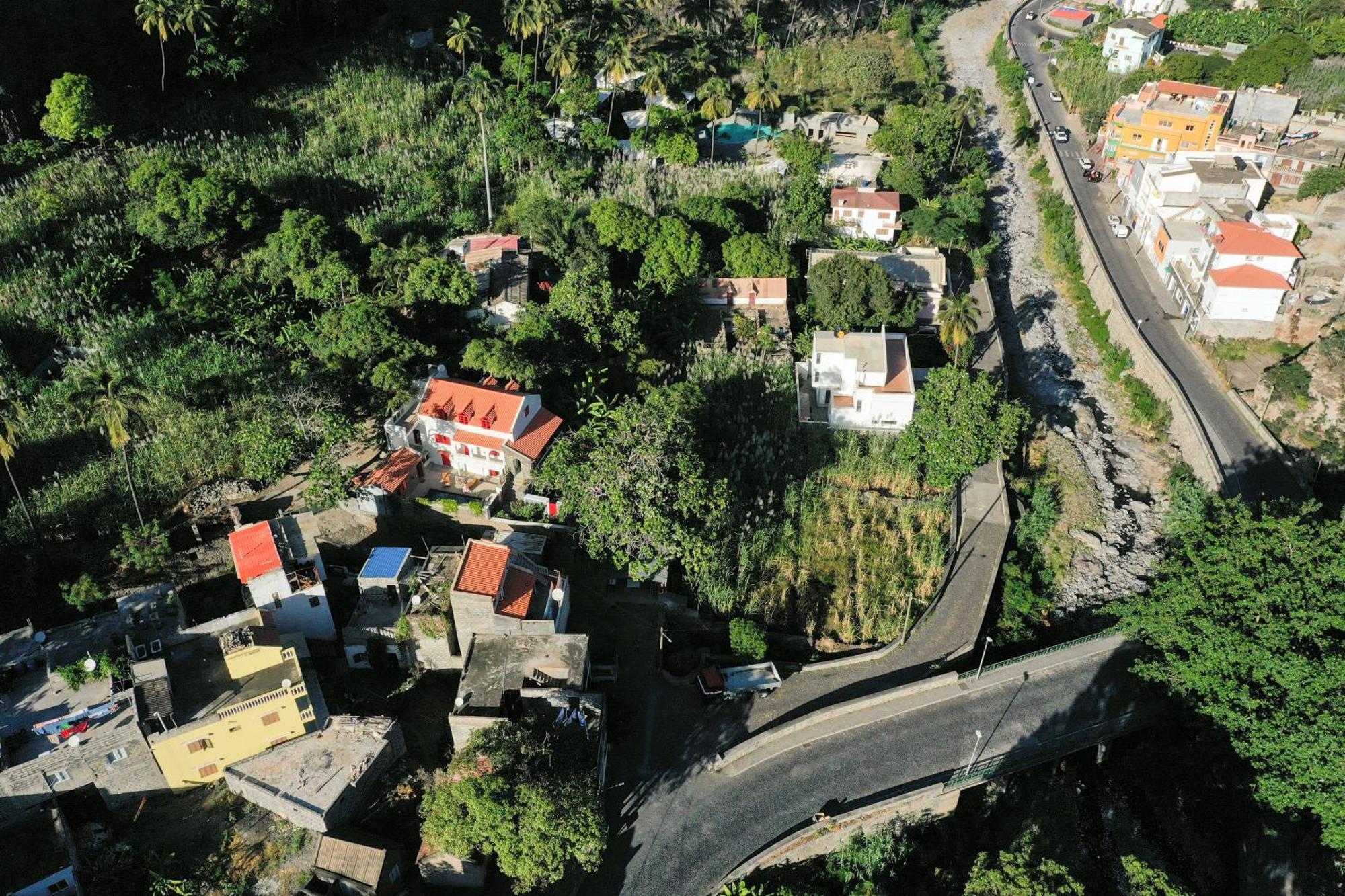 Kasa Wahnon Villa Pombas Exterior photo