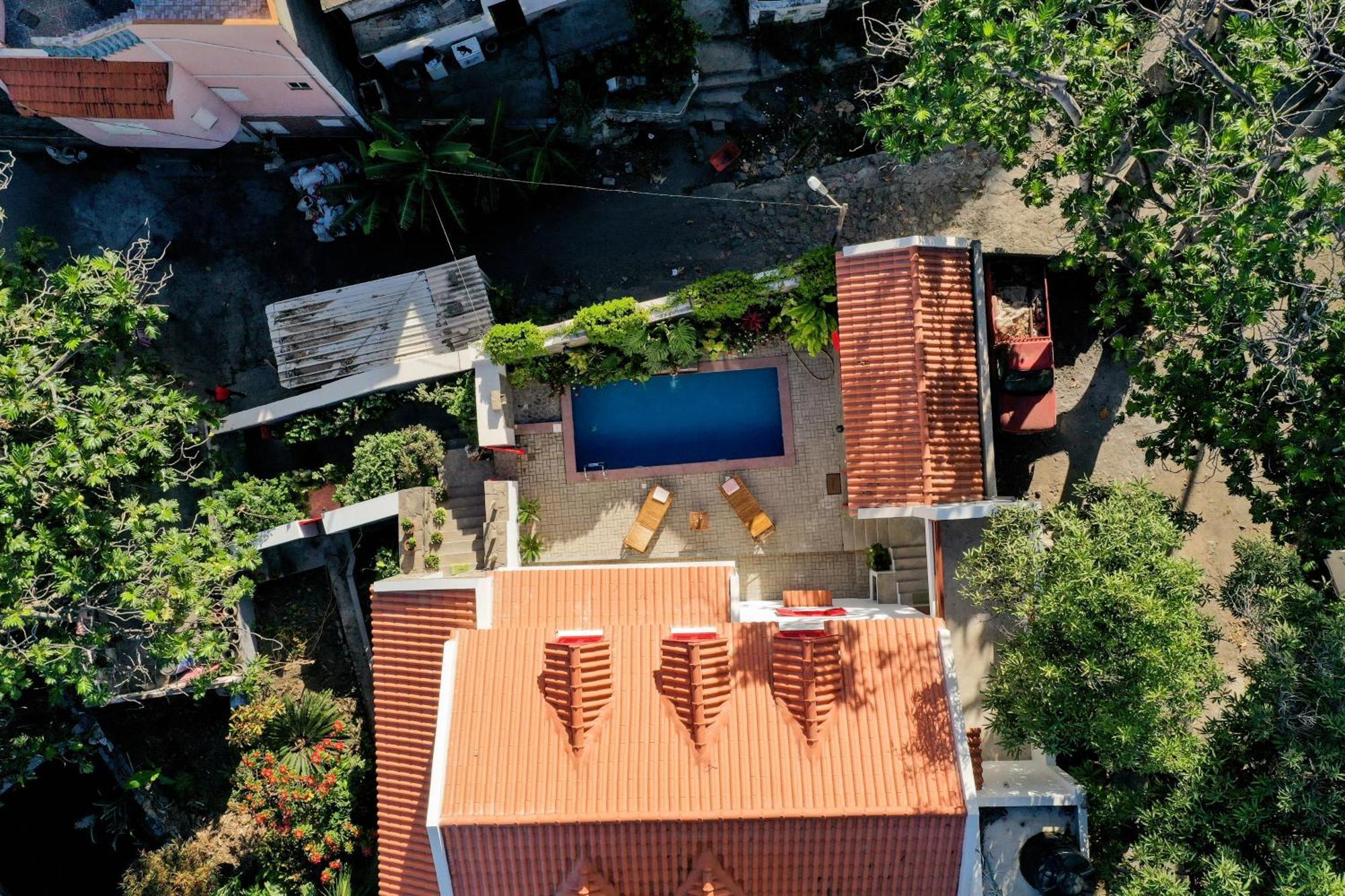 Kasa Wahnon Villa Pombas Exterior photo